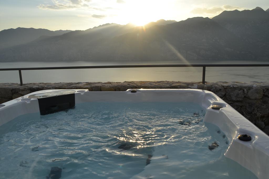 Appartamenti Casa Palazzina Malcesine Exterior foto